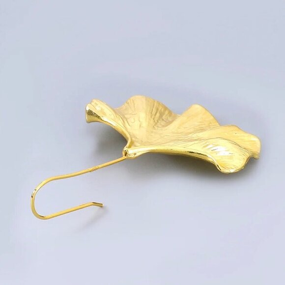 NWT Statement Hook Earrings Large Ginkgo Leaf 14K Plated Fairy Glam Festival - Picture 10 of 12